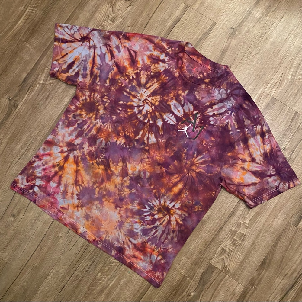 🔥NEW🔥 CUSTOM AIR JORDAN TIE DYE MEN’S TEE